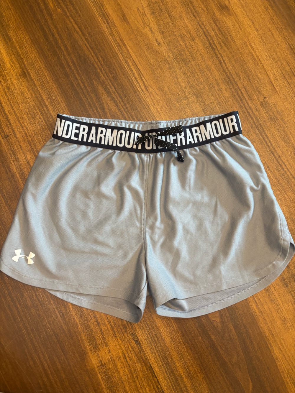 Under Armour girls Light Gray Athletic Shorts with Branded Waistband youth large